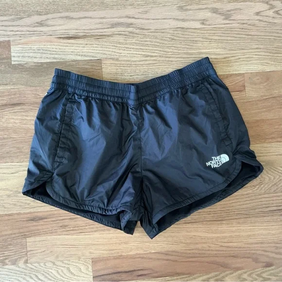 THE NORTH FACE WINDWALL HYDRENALINE Women’s,Med, Mesh Lined Shorts Black - Picture 2 of 8